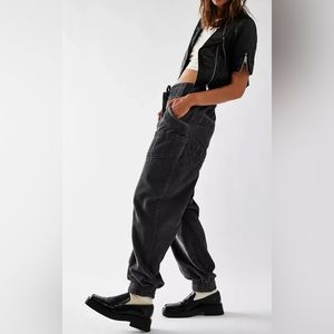 Free People: We The Free  Cullen Low-Slung Pull-On corduroy joggers Carbon Gray